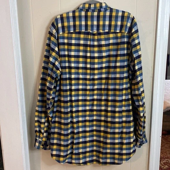 LL Bean Men’s Flannel Shirt - Picture 2 of 4